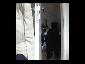 夫が家にいない間、ロシア人は盗む。 美人 ...